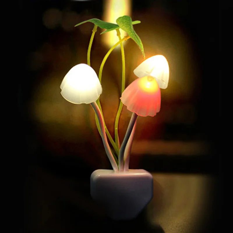 Cute LED Night Light Dimming Sensor Wall Lamp 3 Mushroom Light Led Night Light Ues Plug Led Night Light Aquatic Mushroom Light