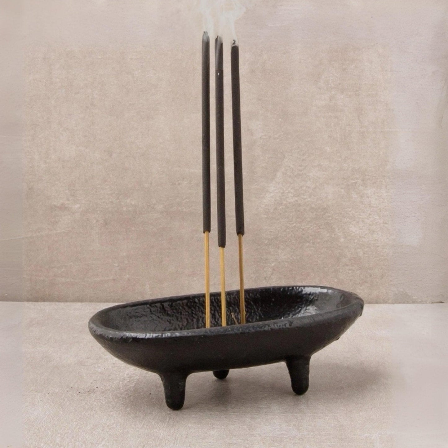 Black Copal Incense & Cast Iron Smudge Dish Gift Set